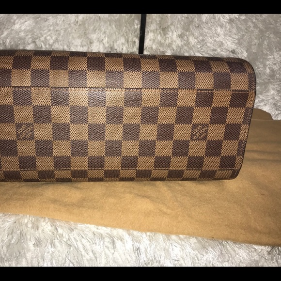 Louis Vuitton Triana - Picture 4 of 13
